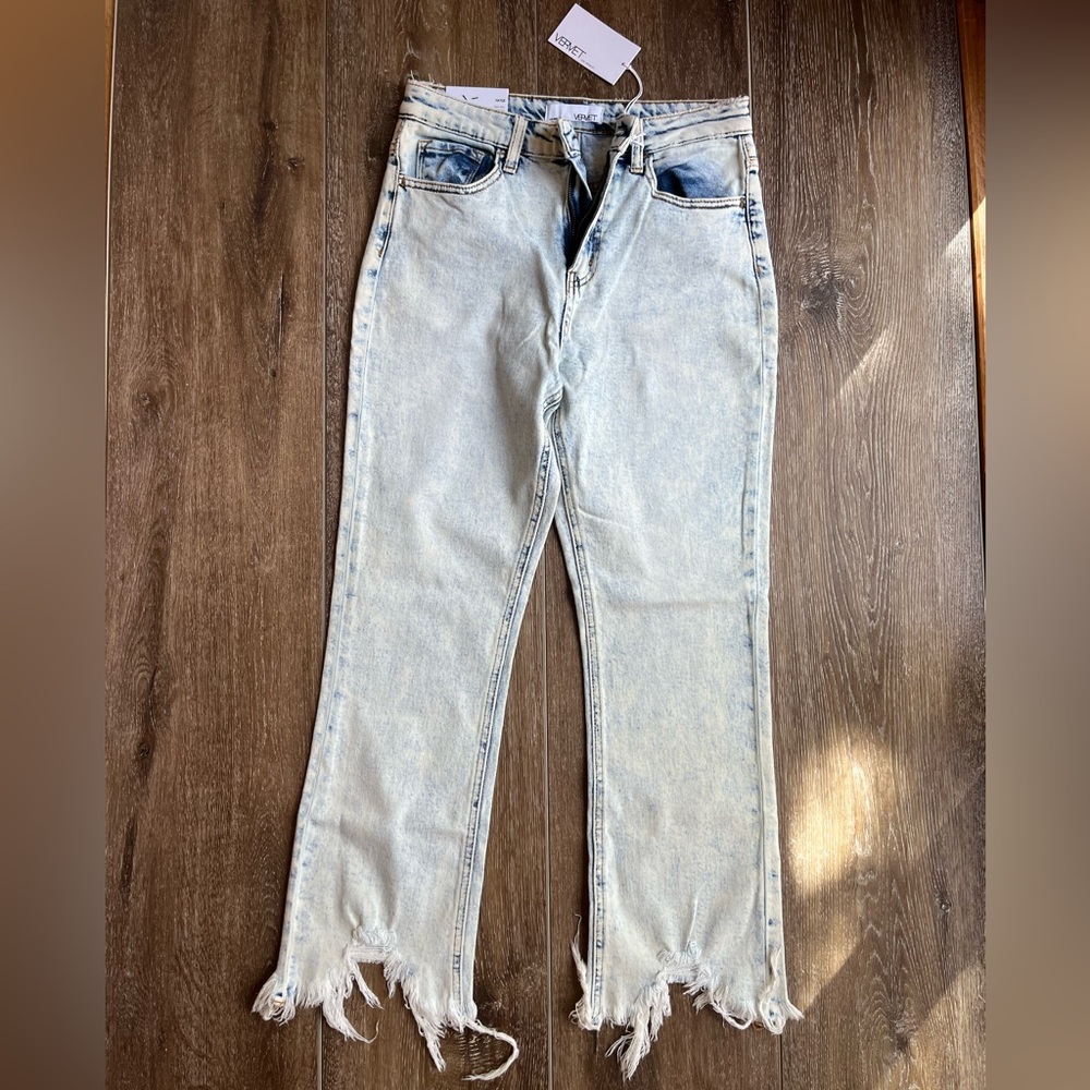 NWT Vervet high-rise skinny frayed jeans